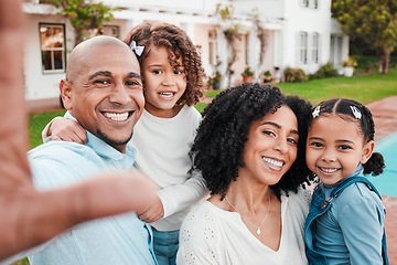 Image showing Family, vacation and selfie by children with parents at holiday house, happy and excited for travel trip together. Portrait, smile and kids with mother and father, relax and hug for profile picture