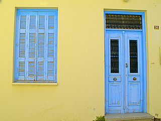 Image showing yellow and blue house