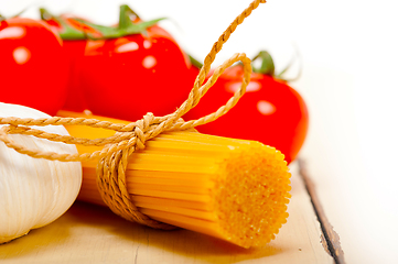 Image showing Italian basic pasta ingredients