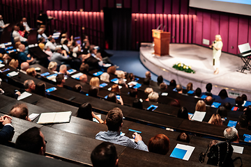 Image showing Woman giving presentation on business conference event.