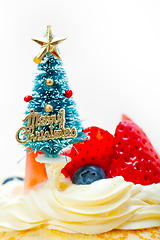 Image showing christmas tree on crepe pancake cake
