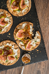 Image showing Multigrain crispread appetizer