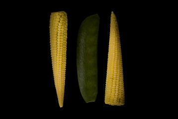 Image showing Baby corn and Mangetout