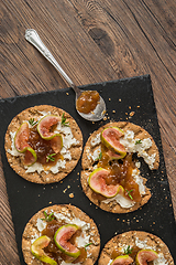 Image showing Multigrain crispread appetizer