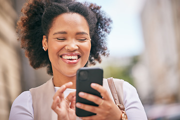 Image showing Phone, happy and business woman on social media and travel in city typing, online or internet for reading. Connection, African and person smile while texting contact via email, web or mobile app