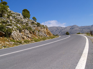 Image showing left turn road