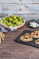 Image showing Multigrain crispread appetizer