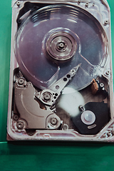 Image showing Details that are inside the hard drive