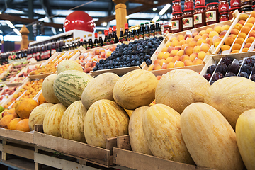 Image showing Ripe melons in farmer market: