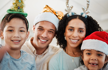 Image showing Parents, children and christmas selfie with smile, family home and excited for event, culture and celebration. Mother, father and young kids with xmas memory, photography and profile picture for blog