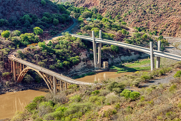 Image showing old and new bridge across Blue Nile, Ethiopia