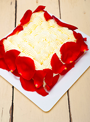 Image showing whipped cream mango cake