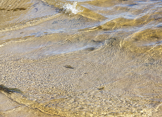 Image showing waves of the lake