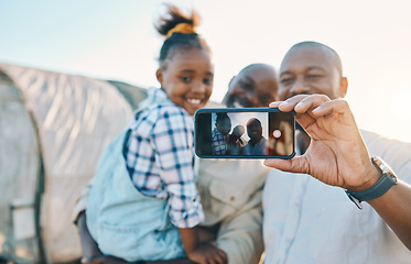 Image showing Farm, selfie and gay parents with girl in countryside for holiday, adventure and vacation. Black family, farming and lgbtq fathers take picture with kid for memories, relax and bonding on screen