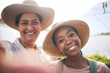 Image showing Farm, greenhouse and happy selfie of women, sustainable small business and agriculture partnership. Portrait of girl friends in vegetable farming, diversity and growth in summer with smile in nature.