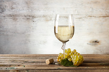 Image showing Glass of white wine