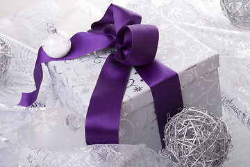 Image showing christmas present decoration 
