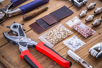 Image showing Hole punch tool kit