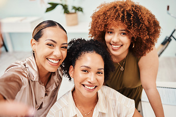 Image showing Selfie, office or portrait of happy friends taking a photograph together for teamwork on workplace break. Fashion designers, faces or excited group of people in a picture for a social media memory