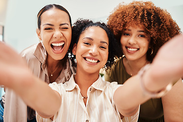 Image showing Selfie, office or portrait of friends taking a photograph together for teamwork on workplace break. Fashion designers, smile or excited group of happy people in a picture for a social media memory