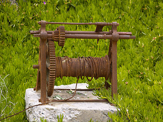 Image showing rusty winch