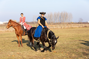 Image showing Hungarian csikos horseman in traditional folk costume