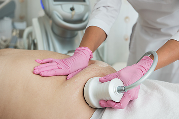 Image showing Belly cavitation at modern beauty clinic