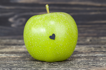 Image showing big beautiful green Apple