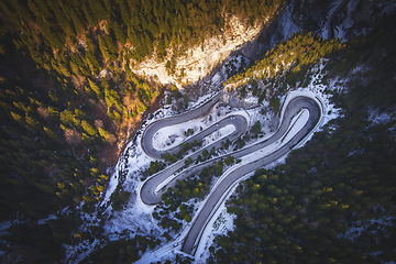 Image showing Bicaz gorge with serpentine road