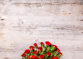 Image showing Bright red garden roses