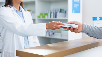 Image showing Talking pharmacist explaining medication to patient in clinic pharmacy, sharing trusted knowledge or selling drug recommendation. Medical professional helping or showing customer prescription dosage