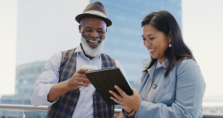 Image showing Tablet, team work or ceo and employee on rooftop planning a SEO strategy for online content marketing in a digital agency. Leadership, senior black man or mentor talking or speaking of business goals