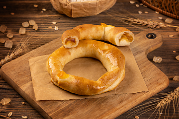 Image showing Bagel stuffed with apple jam