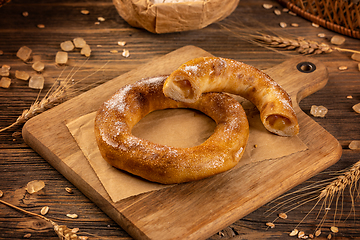 Image showing Bagel stuffed with apricot jam