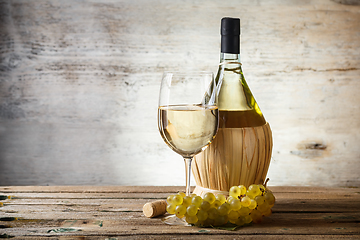 Image showing white wine