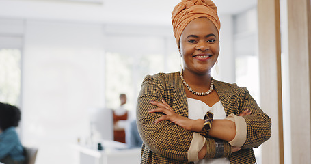 Image showing Face, leadership and black woman with arms crossed in office ready for targets or goals. Boss, ceo and happy female entrepreneur from South Africa with vision, mission or success mindset in workplace