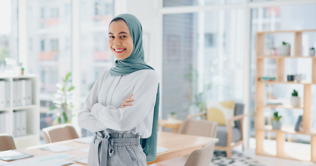 Image showing Islamic, woman or portrait of a muslim designer with pride or smile thinking of goals, mission or success. Dubai, mindset or happy hijab interior design employee smiling alone in a office building