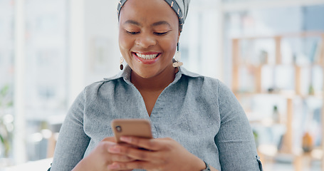 Image showing Creative black woman, phone and smile for social media, texting or chatting in communication or office startup. Happy African American woman employee smiling for online conversation on smartphone