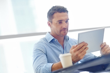 Image showing Corporate, thinking or businessman with tablet in airport lobby for communication, networking or news blog read. Focus, travel or manager with tech for social media app, social network or web search