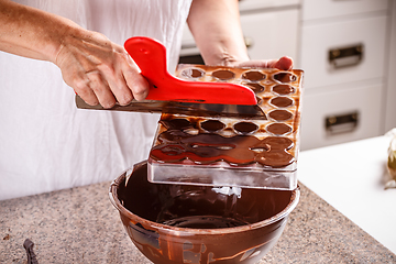 Image showing Making chocolate candies