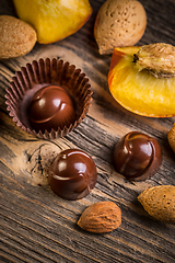 Image showing Chocolate bonbon