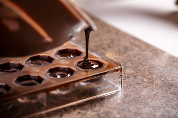 Image showing Making homemade praline