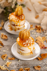 Image showing Caramel party cake