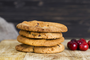 Image showing fresh oatmeal cookies