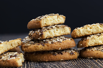 Image showing broken oatmeal-wheat cookies