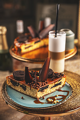 Image showing Cake with chocolate cookies