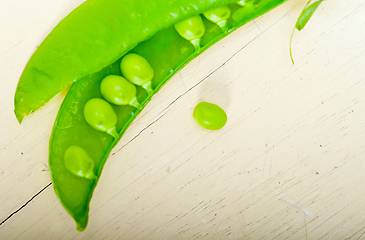 Image showing hearthy fresh green peas