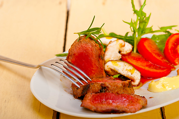 Image showing beef filet mignon grilled with vegetables