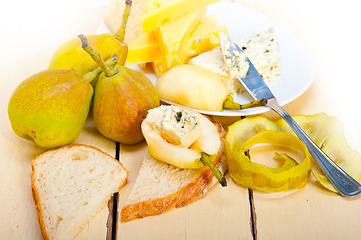 Image showing cheese and pears