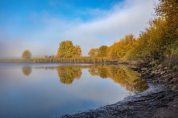 Image showing The cool autumn morning at the pond